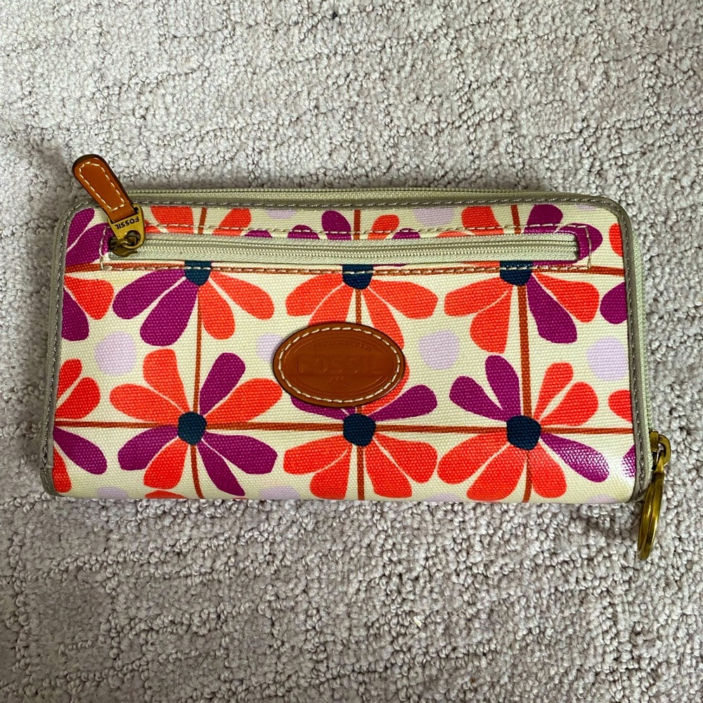 Fossil Zipper Wallet